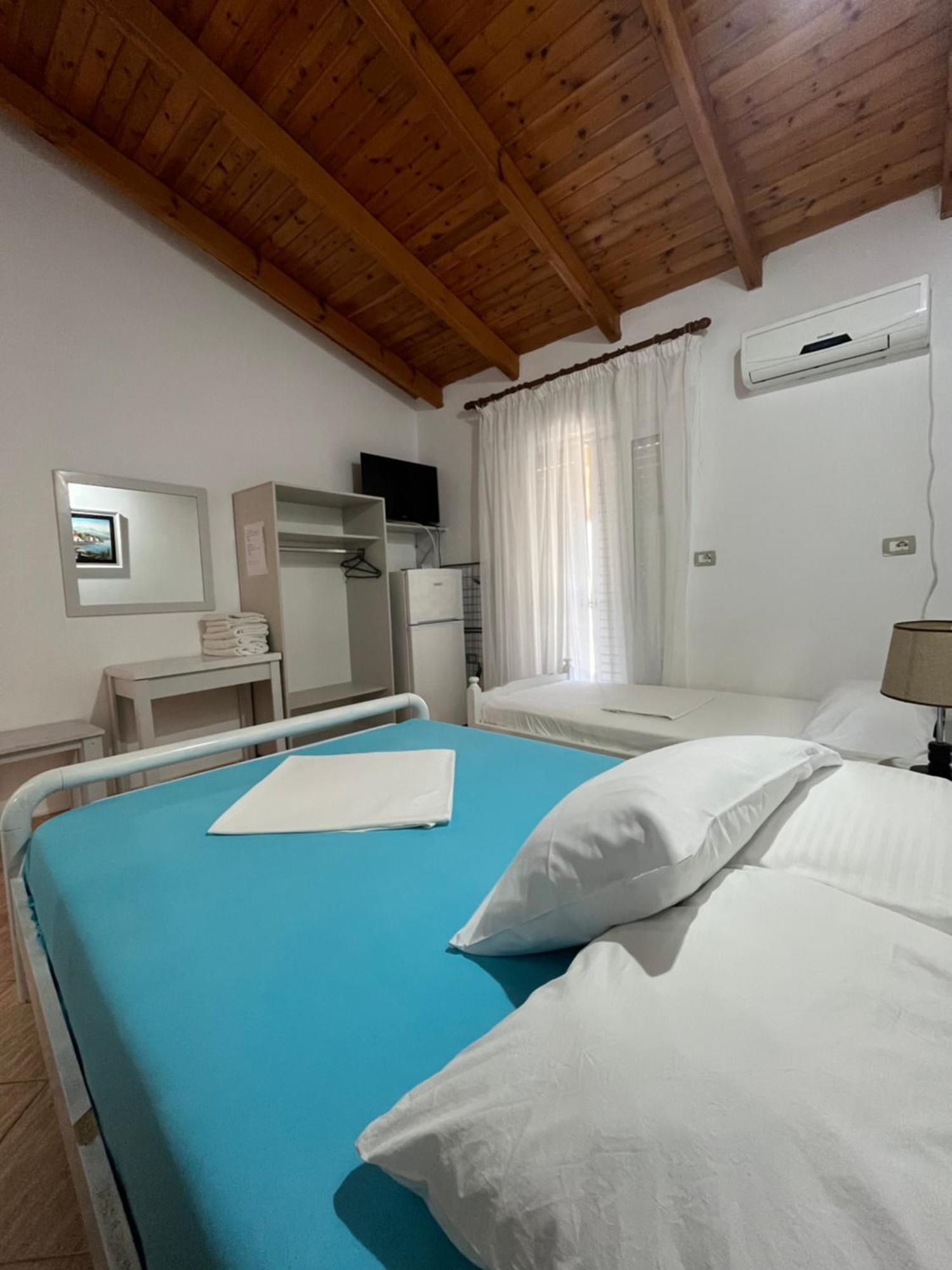 Hotel Portokali Himarë Dış mekan fotoğraf